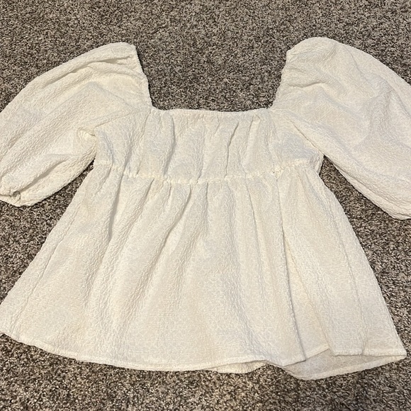 NWOT BOUTIQUE TOP SMALL - Picture 4 of 4